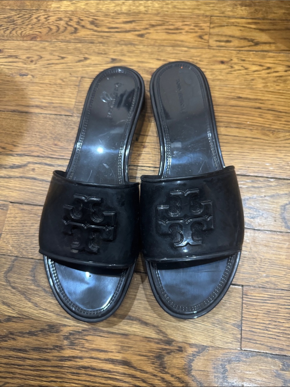 Tory Burch Black Logo Slide Sandals with Embossed Emblem - Picture 2 of 3